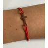 Verstellbares Armbändchen mit Kreuz